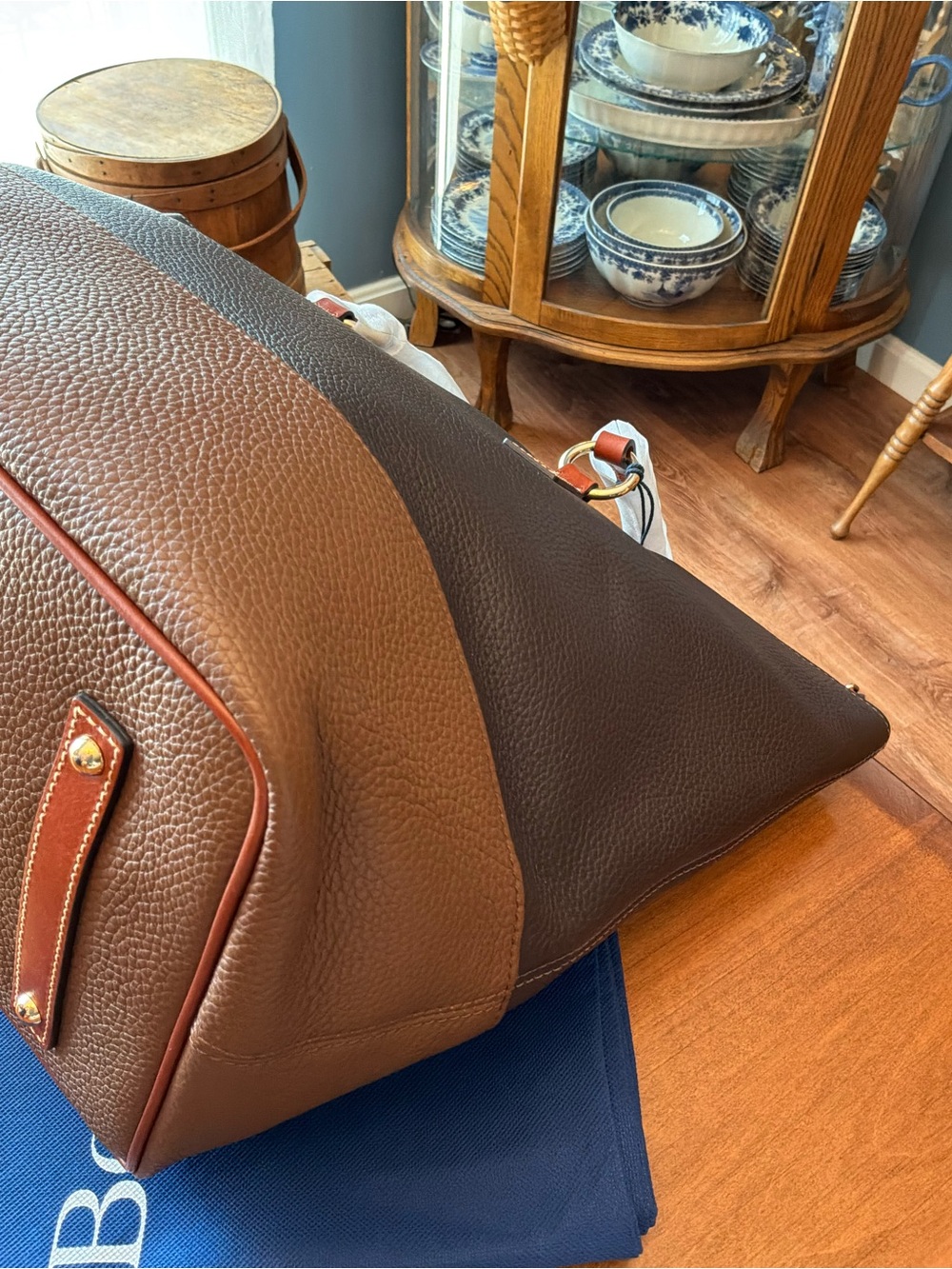 Dooney & Bourke Two-Tone Color block Pebble Leather Tobi Tote bark - Picture 6 of 16